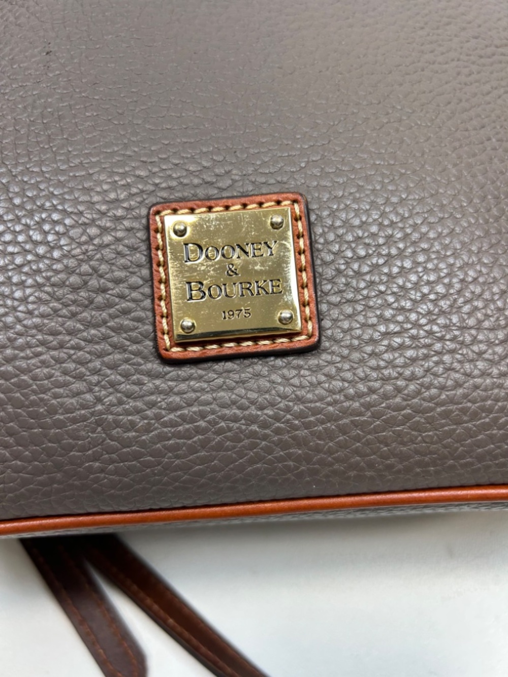 DOONEY & BOURKE Pebbled Grain Leather Crossbody Dark Grayish Taupe $268 - Picture 2 of 12